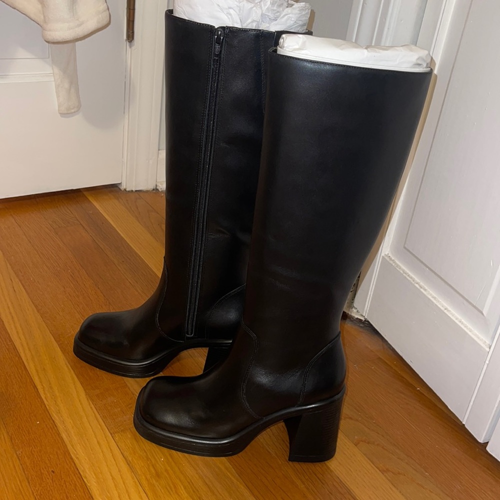 Steve Madden Fanatik Book Black Size 6 (Never Worn)